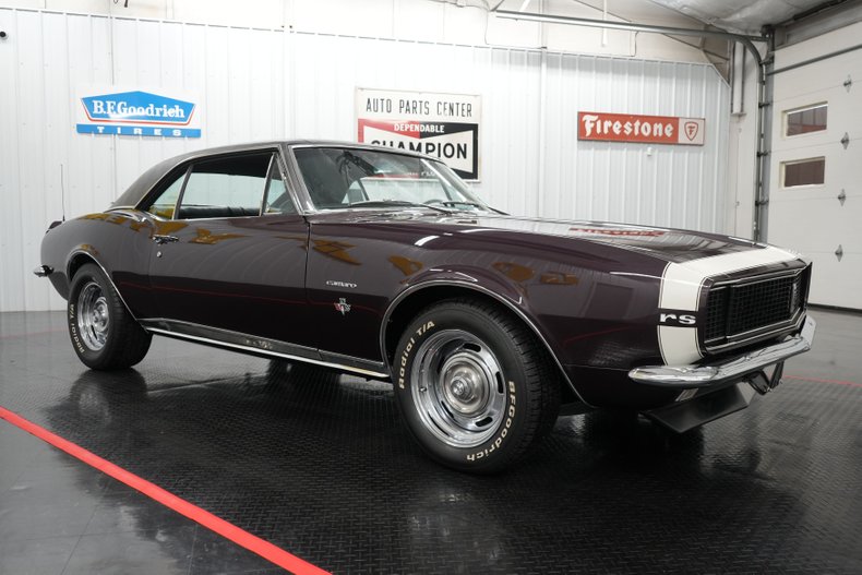 Unknown-Camaro-1967-Royal-Plum-Black-24
