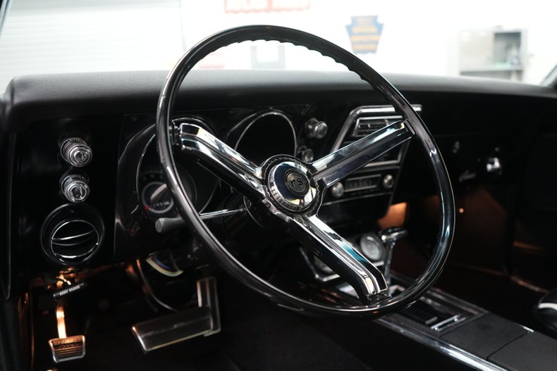 Unknown-Camaro-1967-Royal-Plum-Black-35