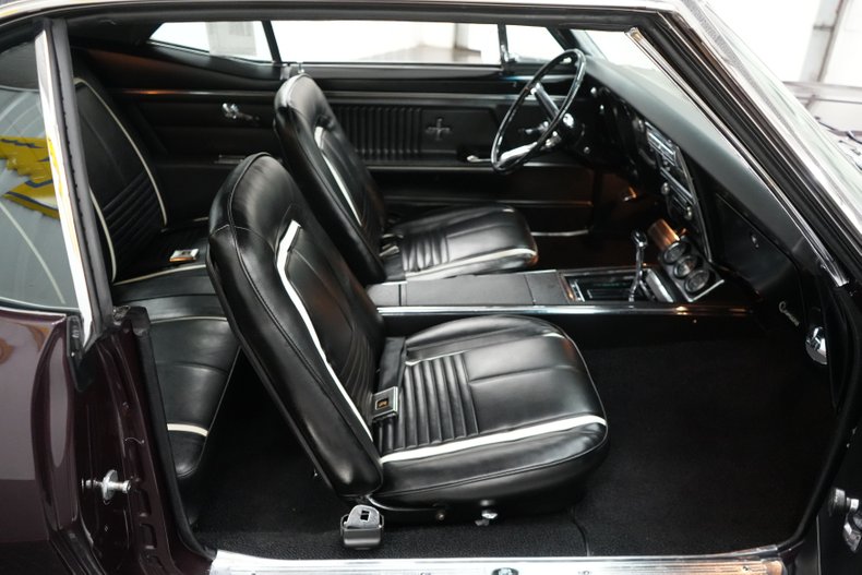 Unknown-Camaro-1967-Royal-Plum-Black-42