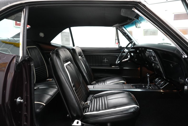 Unknown-Camaro-1967-Royal-Plum-Black-43