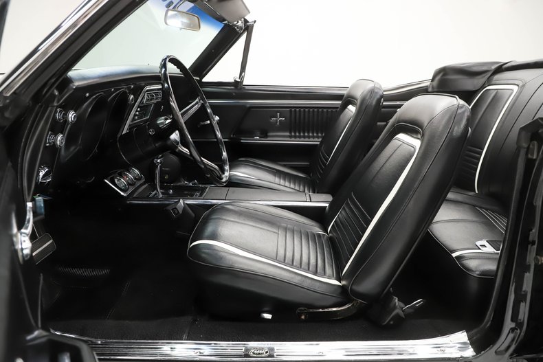 Unknown-Camaro-1967-Tuxedo-Black-Black-Deluxe-28