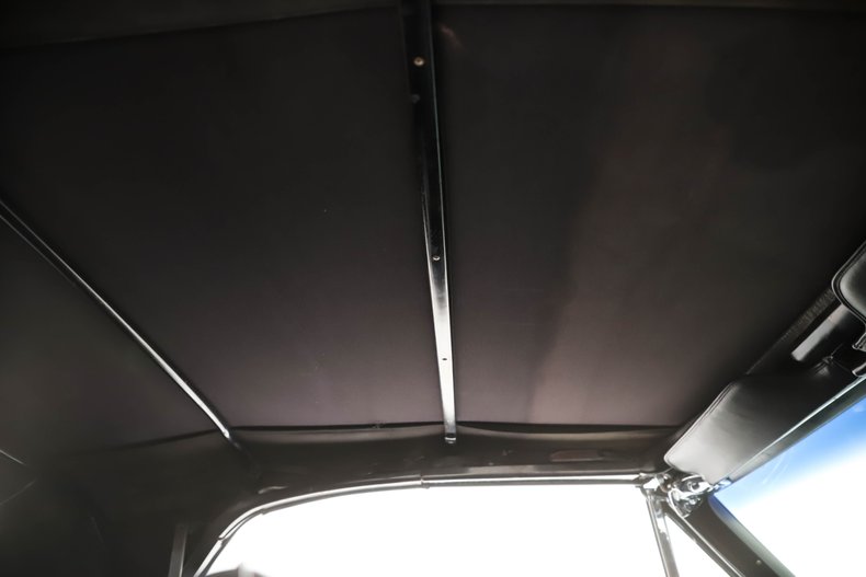 Unknown-Camaro-1967-Tuxedo-Black-Black-Deluxe-32