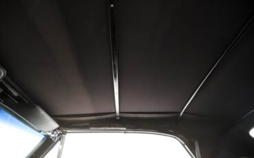 Unknown-Camaro-1967-Tuxedo-Black-Black-Deluxe-33