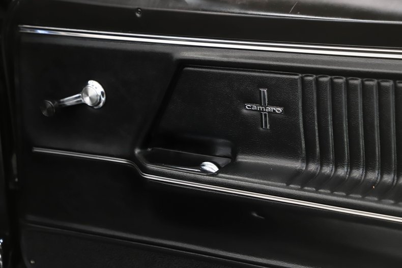 Unknown-Camaro-1967-Tuxedo-Black-Black-Deluxe-36