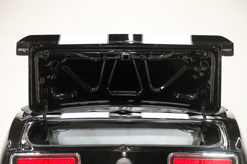 Unknown-Camaro-1967-Tuxedo-Black-Black-Deluxe-4