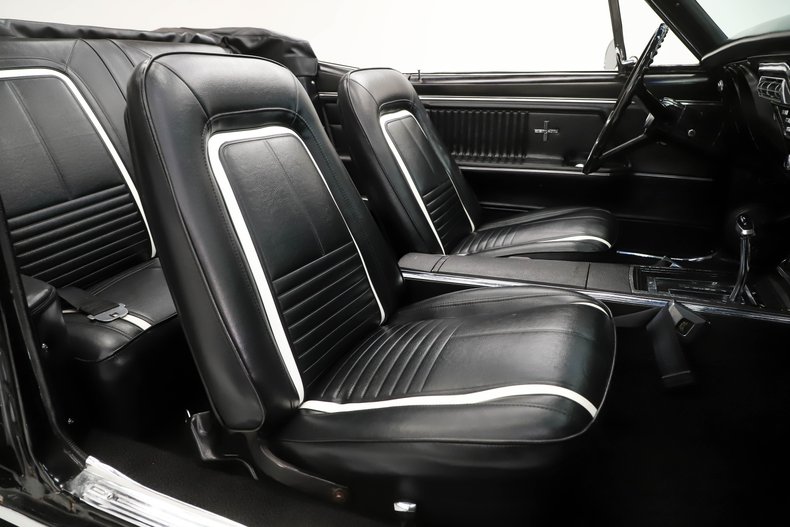 Unknown-Camaro-1967-Tuxedo-Black-Black-Deluxe-41