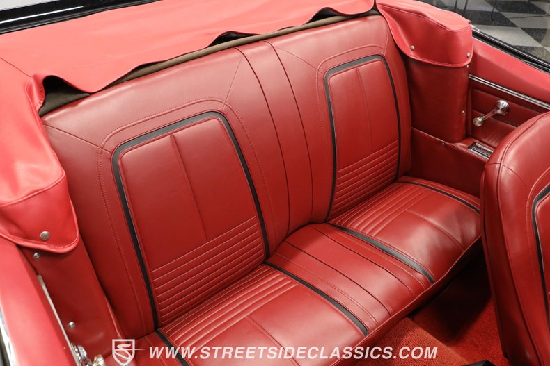 Unknown-Camaro-1967-Tuxedo-Black-Red-11