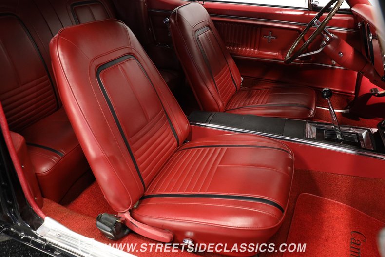 Unknown-Camaro-1967-Tuxedo-Black-Red-12