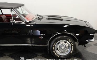 Unknown-Camaro-1967-Tuxedo-Black-Red-39