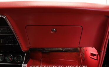 Unknown-Camaro-1967-Tuxedo-Black-Red-4