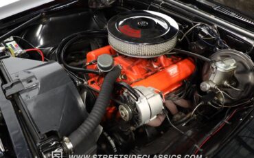 Unknown-Camaro-1967-Tuxedo-Black-Red-41