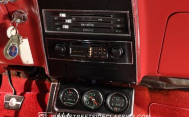 Unknown-Camaro-1967-Tuxedo-Black-Red-48