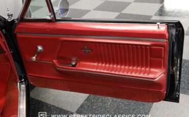 Unknown-Camaro-1967-Tuxedo-Black-Red-5