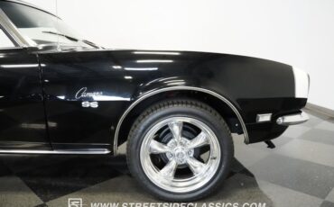 Unknown-Camaro-1968-Black-Black-35