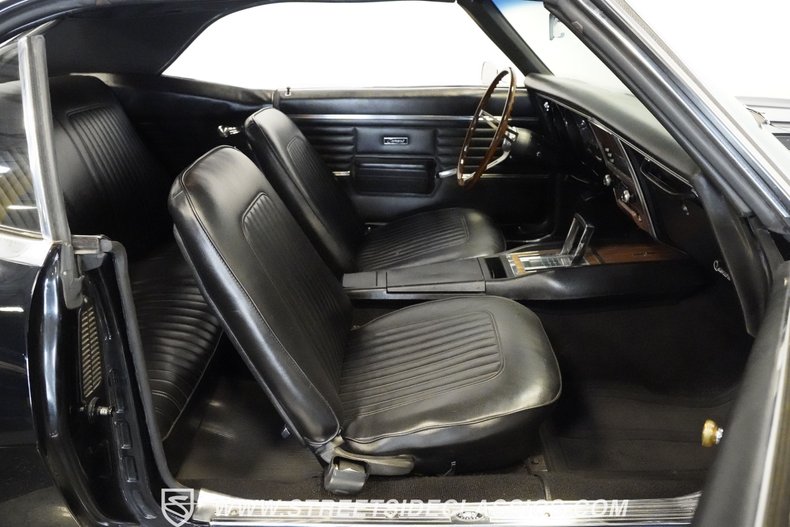 Unknown-Camaro-1968-Black-Black-42
