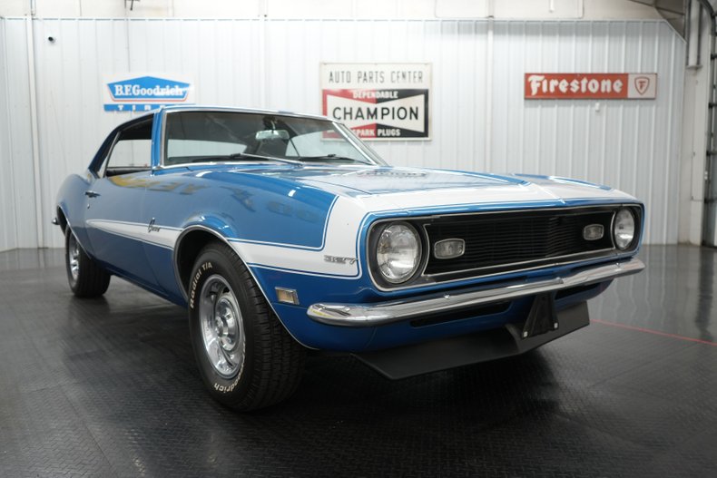 Unknown-Camaro-1968-Blue-Black-21