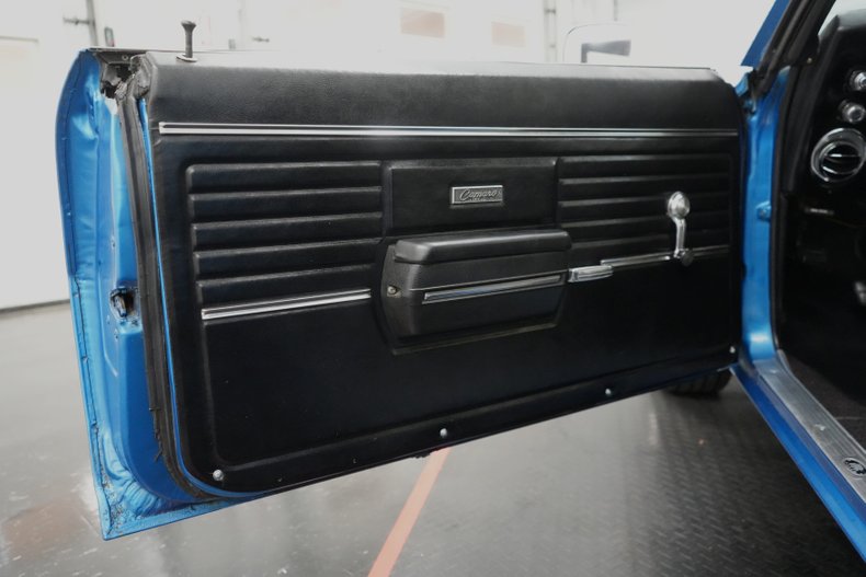 Unknown-Camaro-1968-Blue-Black-32