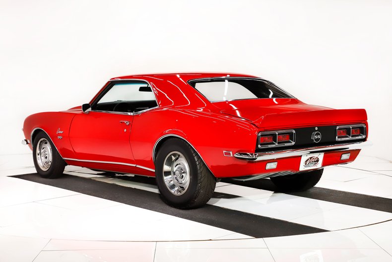 Unknown-Camaro-1968-Bolero-Red-Black-12
