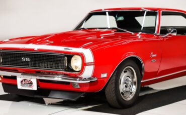 Unknown-Camaro-1968-Bolero-Red-Black-14