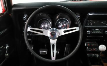 Unknown-Camaro-1968-Bolero-Red-Black-18