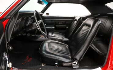Unknown-Camaro-1968-Bolero-Red-Black-26