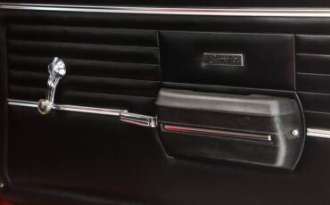 Unknown-Camaro-1968-Bolero-Red-Black-36