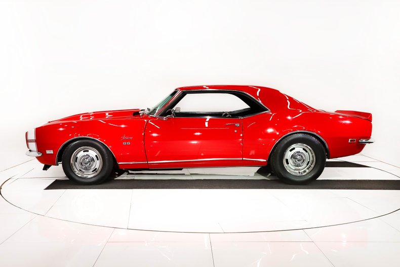 Unknown-Camaro-1968-Bolero-Red-Black-37