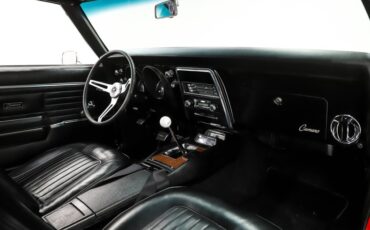 Unknown-Camaro-1968-Bolero-Red-Black-38