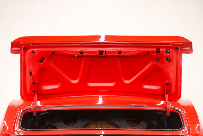 Unknown-Camaro-1968-Bolero-Red-Black-44