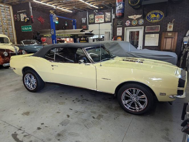 Unknown-Camaro-1968-Burnt-OrangeBlack-T