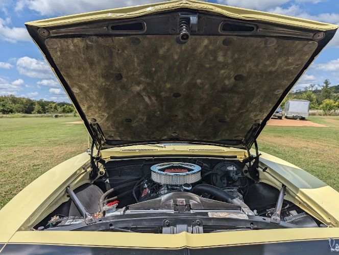 Unknown-Camaro-1968-Butter-Yellow-Black-Black-Vinyl-29