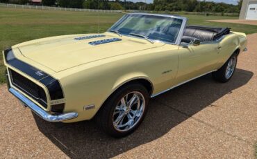 Unknown-Camaro-1968-Butter-Yellow-Black-Black-Vinyl-33