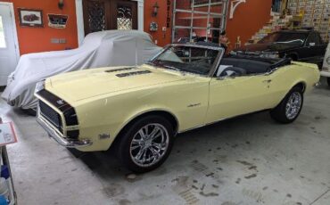 Unknown-Camaro-1968-Butter-Yellow-Black-Black-Vinyl-4