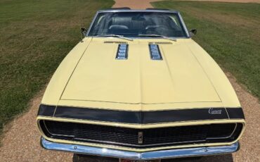 Unknown-Camaro-1968-Butter-Yellow-Black-Black-Vinyl-6