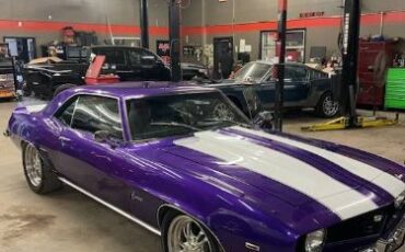 Unknown-Camaro-1968-Candy-Purple