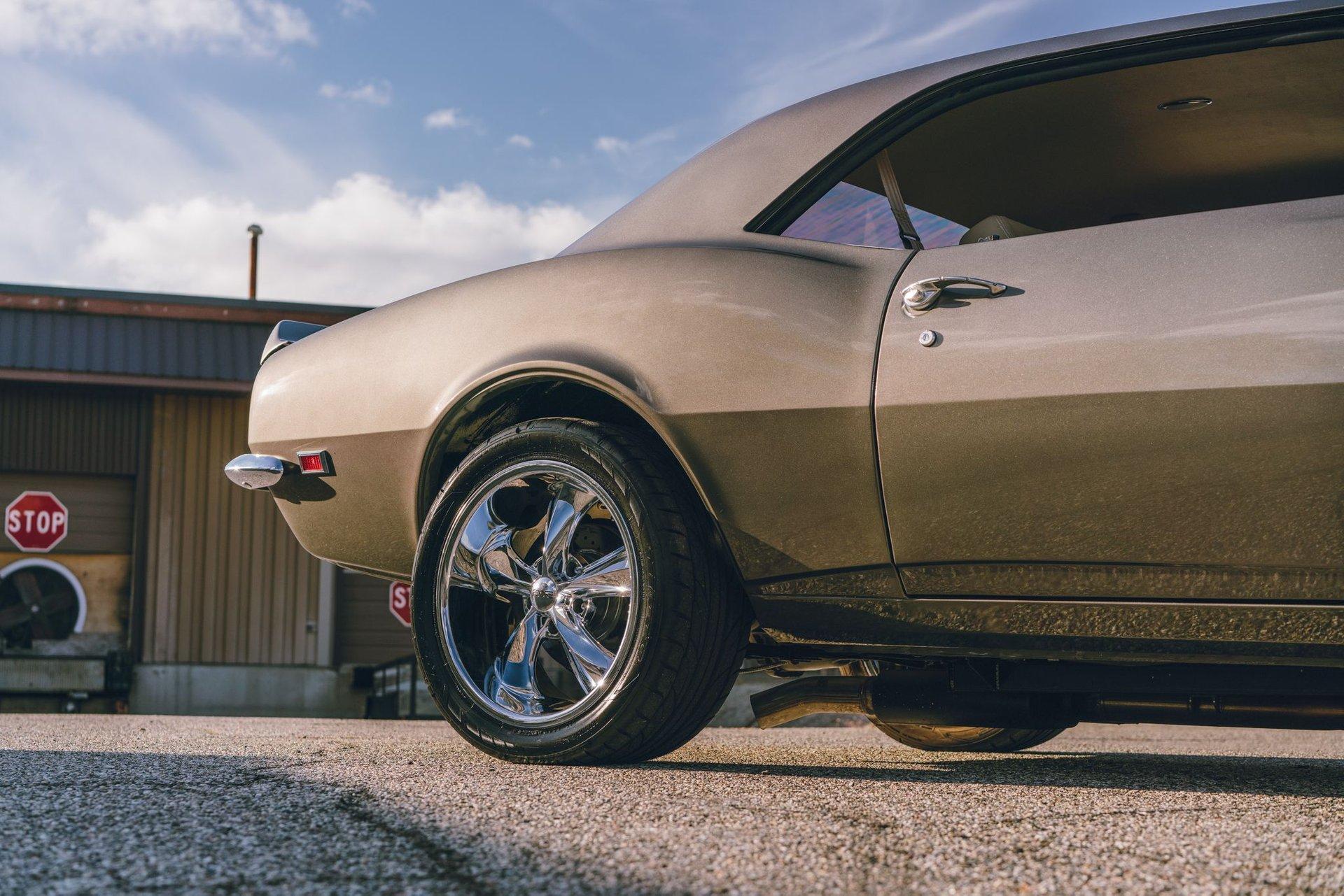Unknown-Camaro-1968-Gray-Tan-2