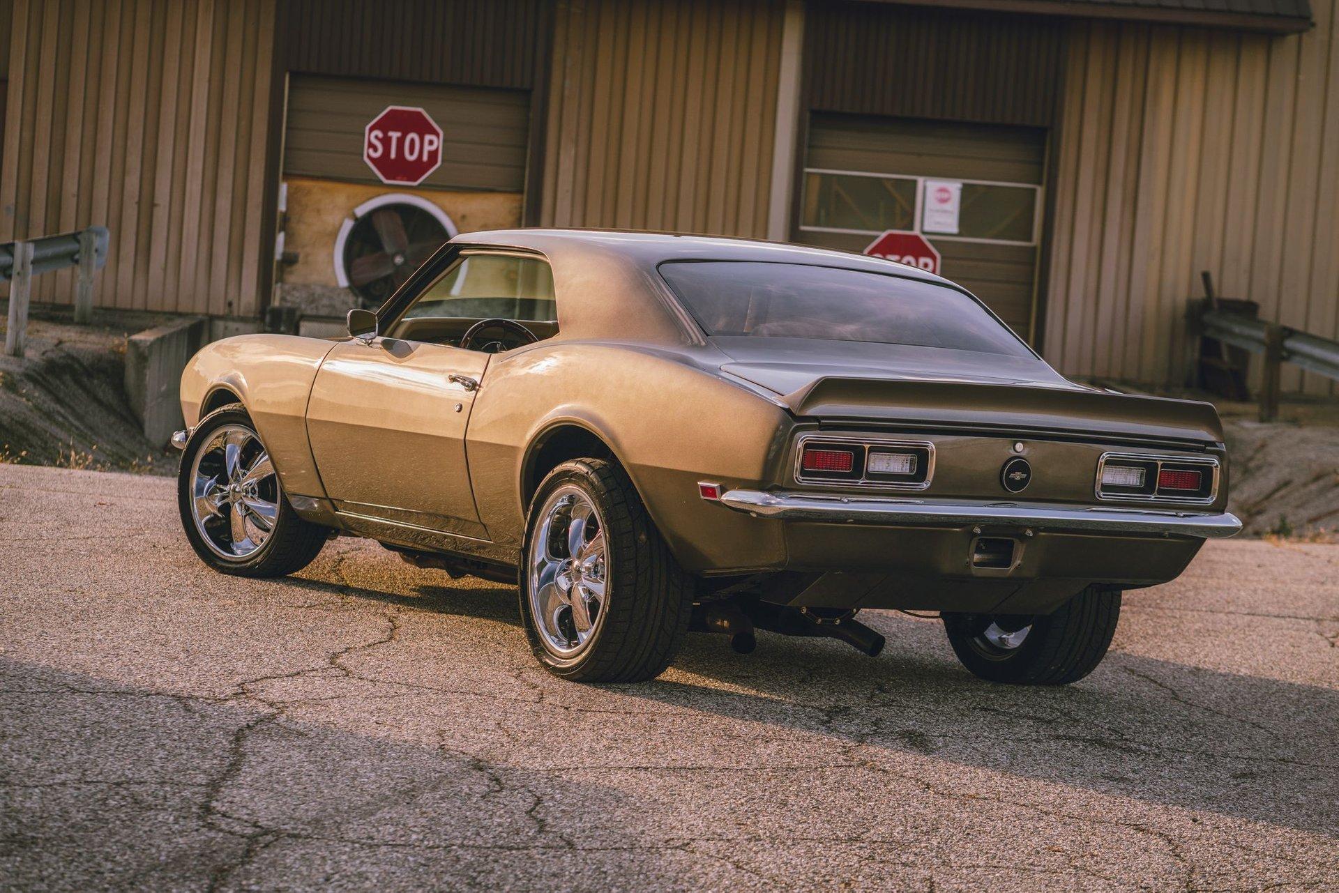 Unknown-Camaro-1968-Gray-Tan-22