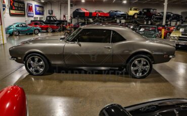 Unknown-Camaro-1968-Gray-Tan-24