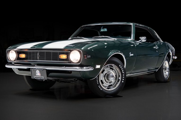 Unknown-Camaro-1968-Green-Black-9