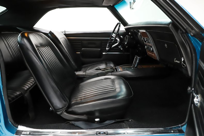 Unknown-Camaro-1968-Lemans-Blue-Black-2