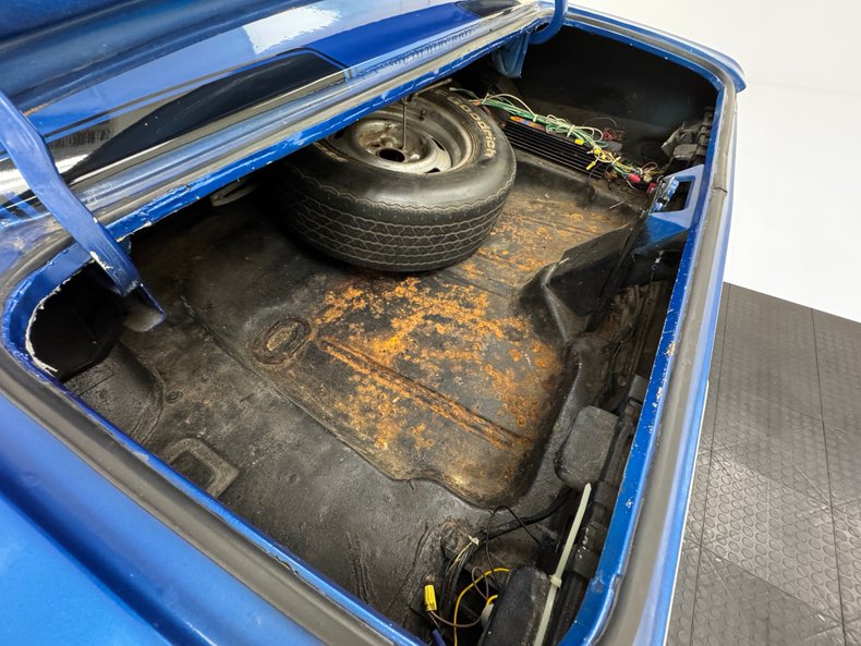 Unknown-Camaro-1968-Lemans-Blue-Black-3