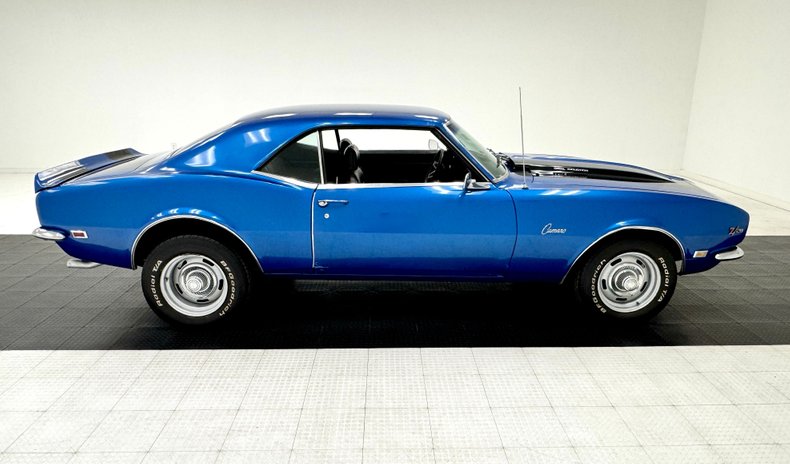 Unknown-Camaro-1968-Lemans-Blue-Black-46