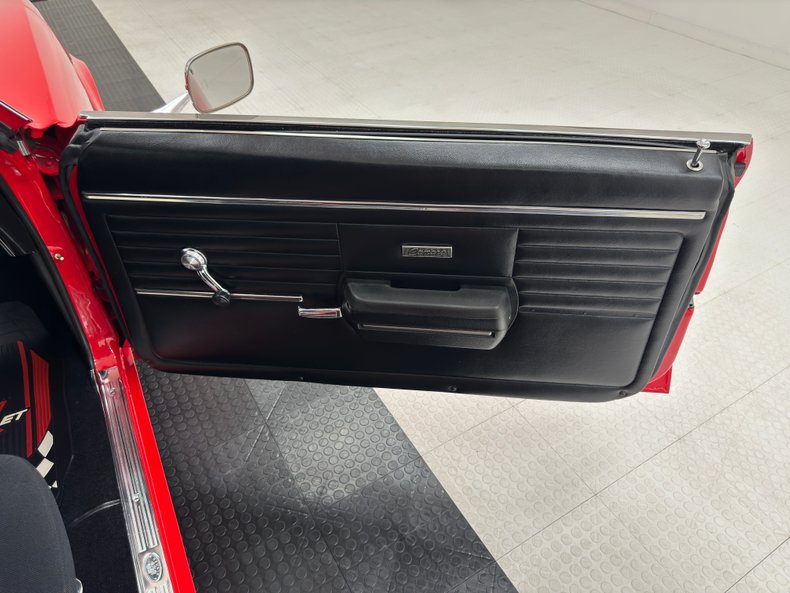Unknown-Camaro-1968-Matador-Red-Black-28