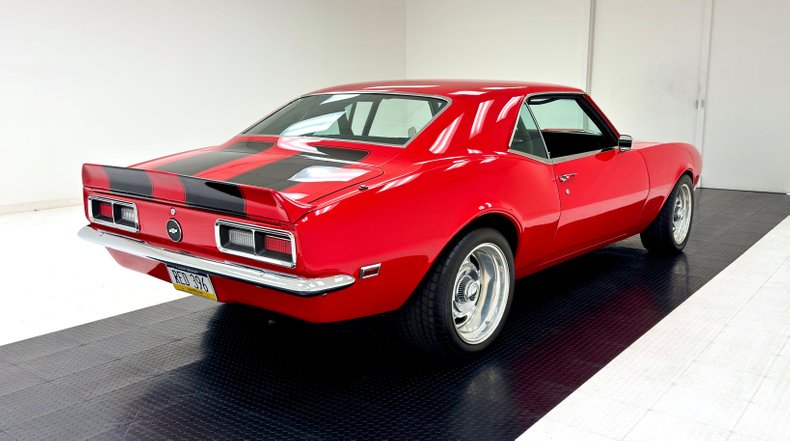 Unknown-Camaro-1968-Matador-Red-Black-4