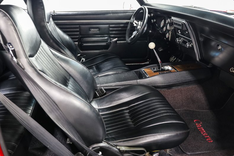 Unknown-Camaro-1968-RED-BLACK-16