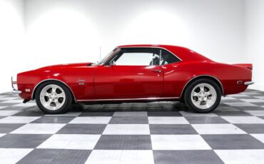 Unknown-Camaro-1968-RED-BLACK-3