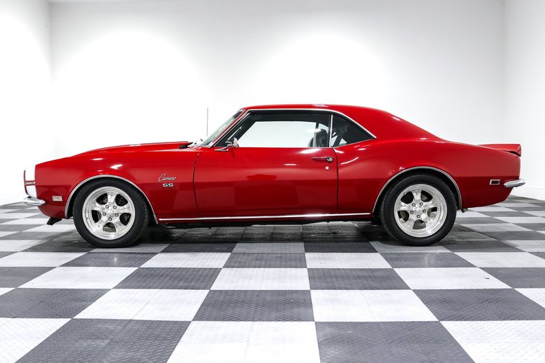 Unknown-Camaro-1968-RED-BLACK-3