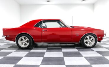 Unknown-Camaro-1968-RED-BLACK-7