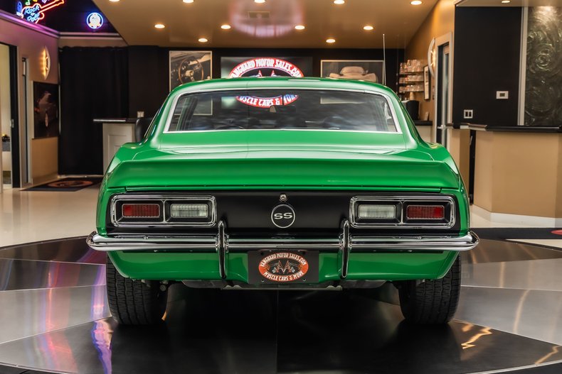 Unknown-Camaro-1968-Rally-Green-Houndstooth-15