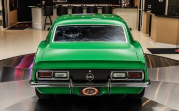 Unknown-Camaro-1968-Rally-Green-Houndstooth-16